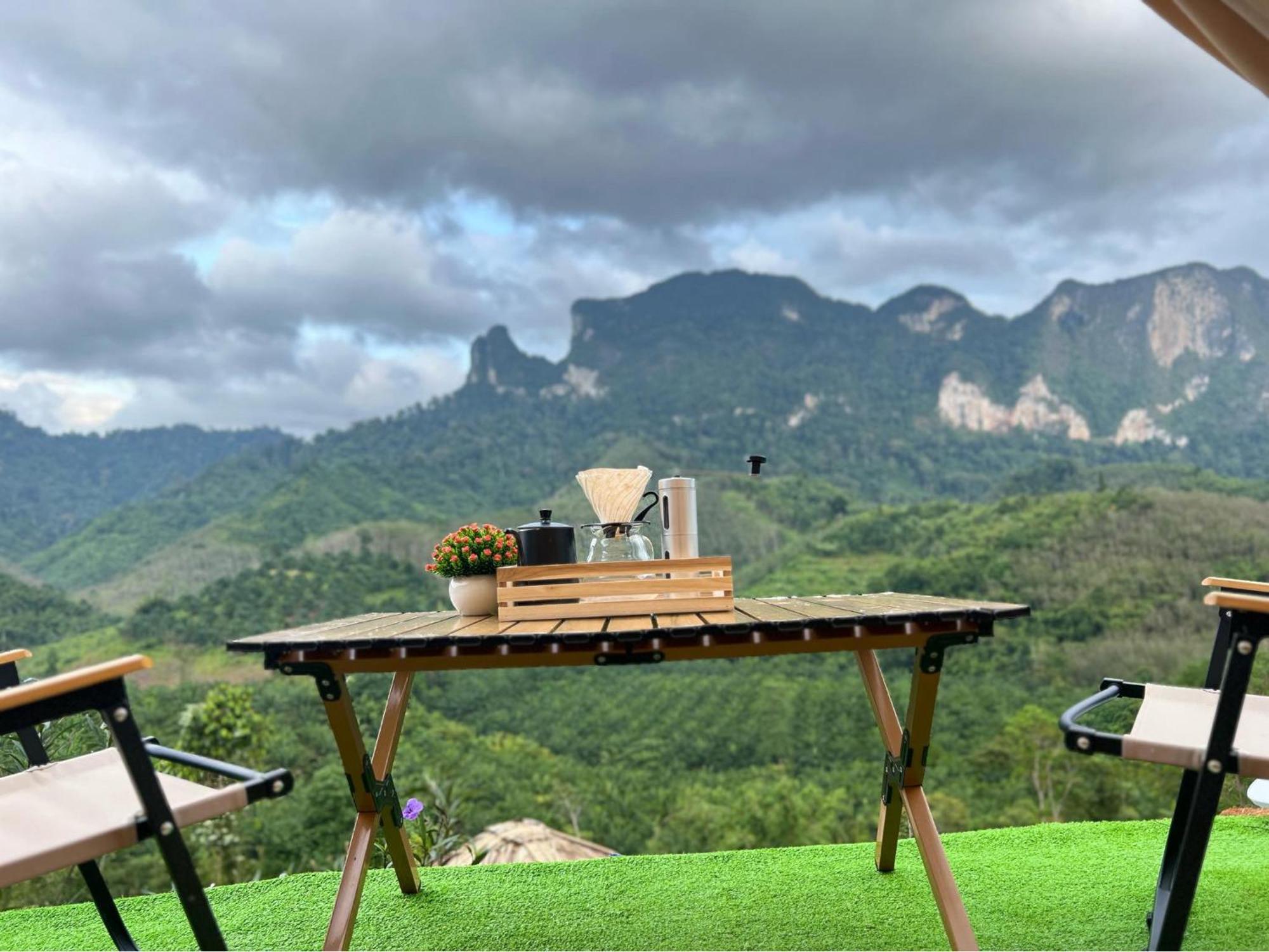 Camping Phutajoy Khaosok แคมป์ปิ้งภูตาจ้อยเขาศก Ban Thung Lang Tham エクステリア 写真