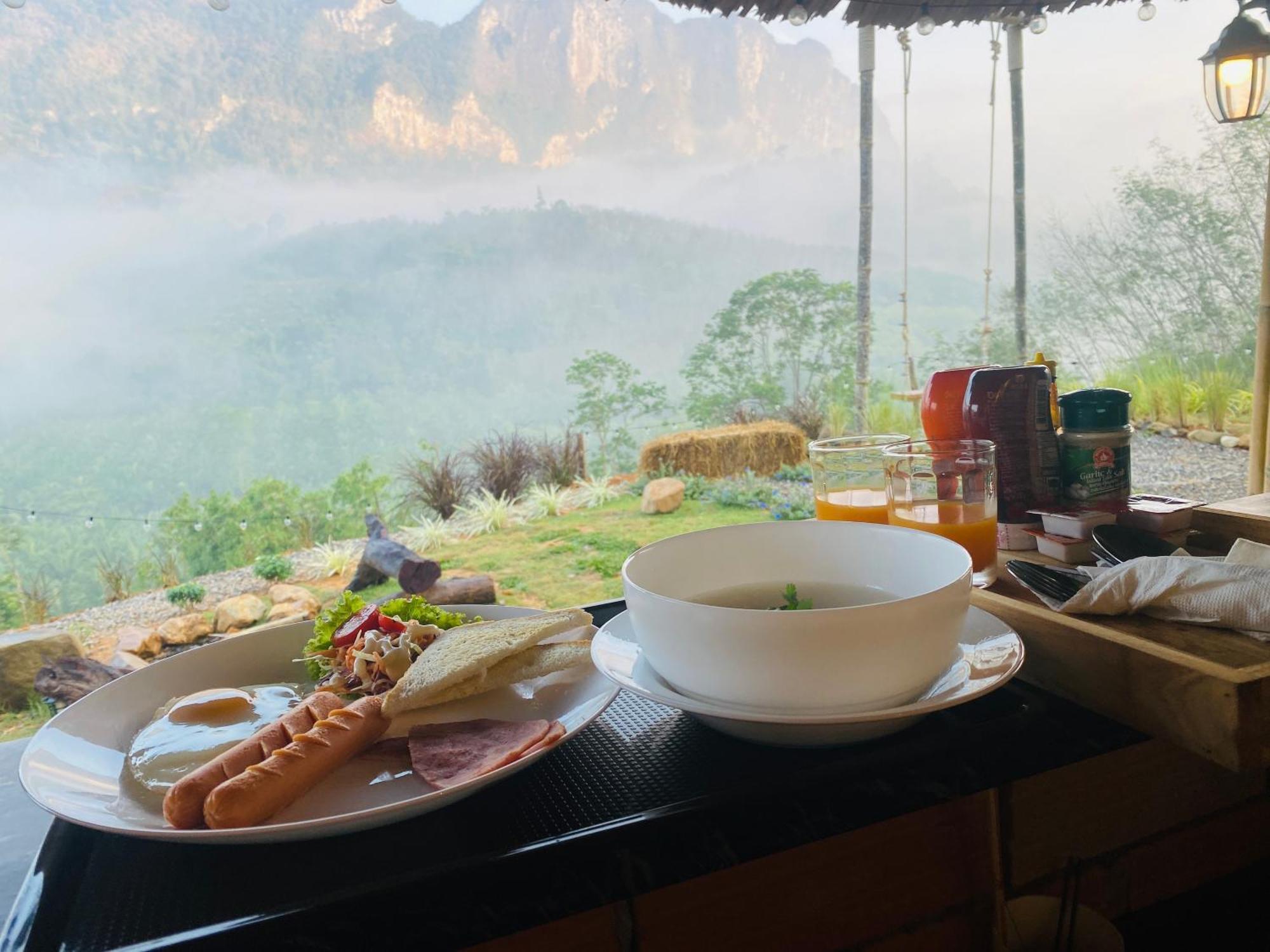 Camping Phutajoy Khaosok แคมป์ปิ้งภูตาจ้อยเขาศก Ban Thung Lang Tham エクステリア 写真